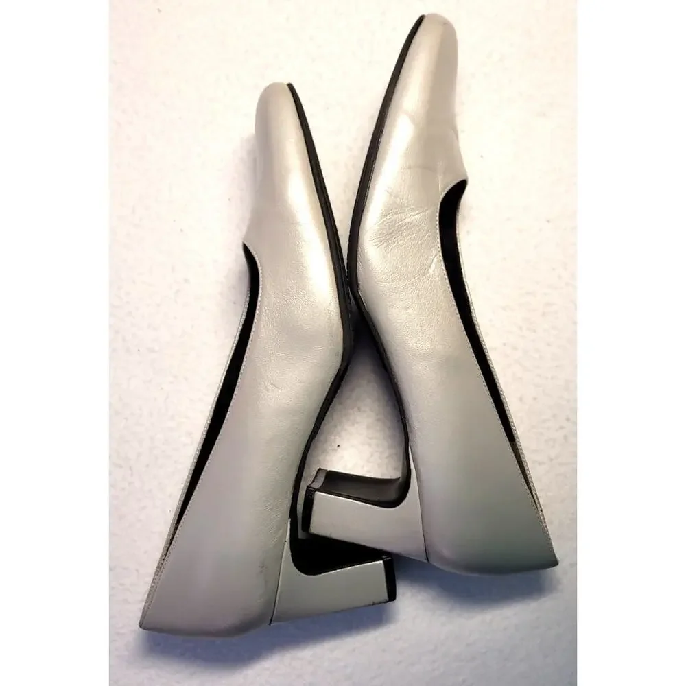 Easy Spirit Womens Silver Comfort Block Heels Pumps Fawn 7.5 B Anti Gravity